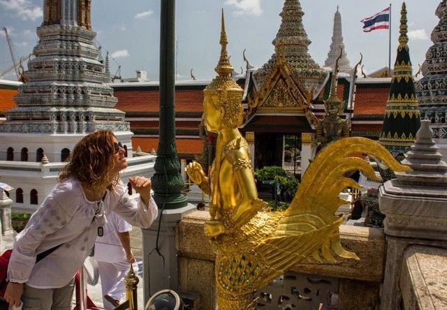 bangkok palacio real deidad guardian y maria