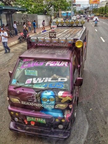 jeepney moalboal filipinas