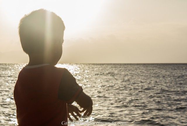 niño puesta de sol moalboal filipinas