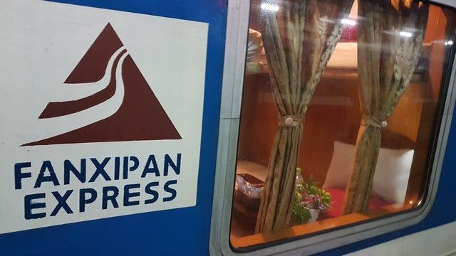 tren nocturno a sapa fanxipan express (1)